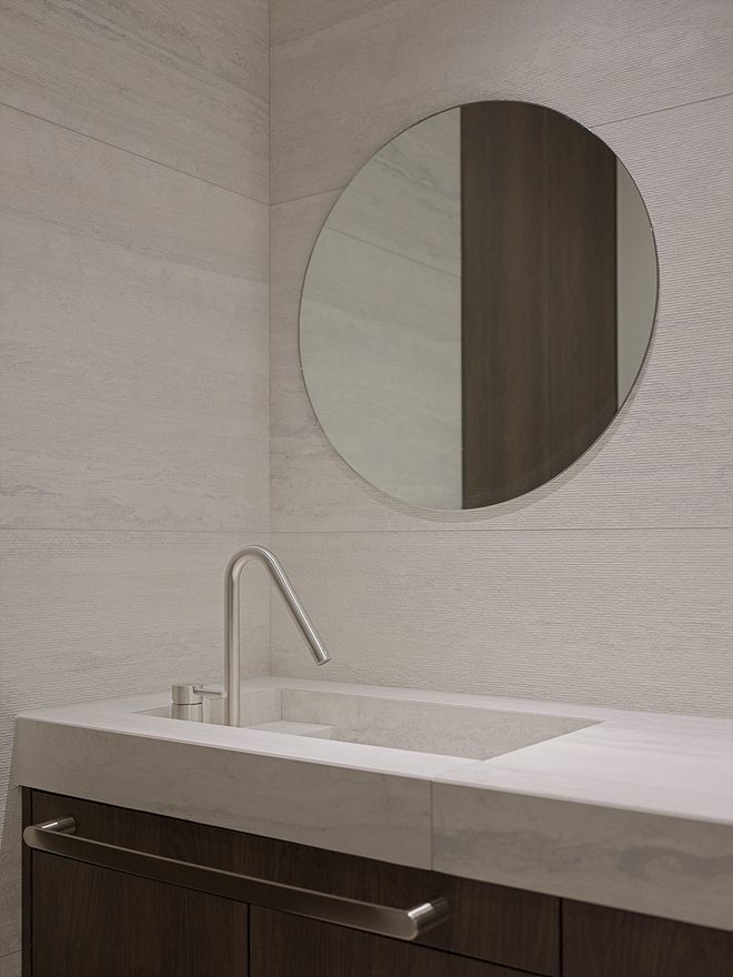 INVICTUS RIGATO WHITE